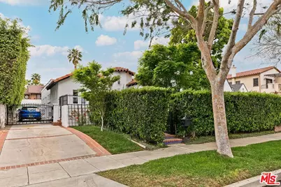 237 S Almont Dr, Beverly Hills, CA 90211 - Photo 1