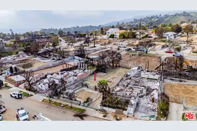 16755 Bollinger Dr, Pacific Palisades, CA 90272 - Photo 1