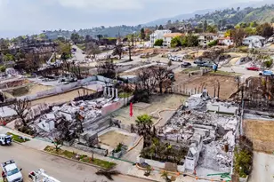 16755 Bollinger Dr, Pacific Palisades, CA 90272 - Photo 1