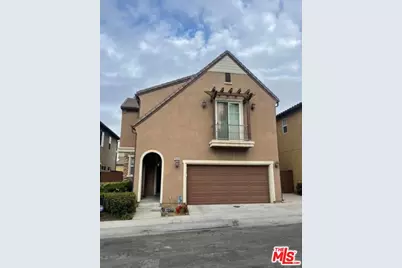 9009 S Calvin Way, Inglewood, CA 90305 - Photo 1