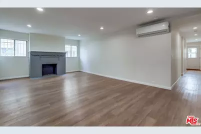 2010 5th Ave, Los Angeles, CA 90018 - Photo 1