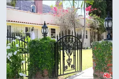 1134 E Chelsea Ave #C, Santa Monica, CA 90403 - Photo 1