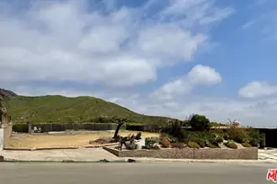 1254 Lachman Ln, Pacific Palisades, CA 90272 - Photo 1