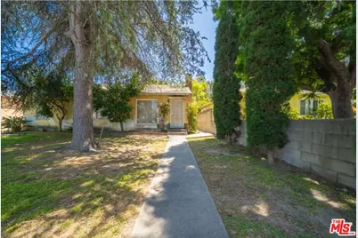 2822 Delaware Ave, Santa Monica, CA 90404 - Photo 1