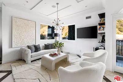 2063 Wattles Dr, Los Angeles, CA 90046 - Photo 1