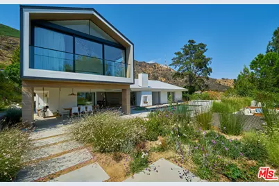 6342 Innsdale Dr, Los Angeles, CA 90068 - Photo 1