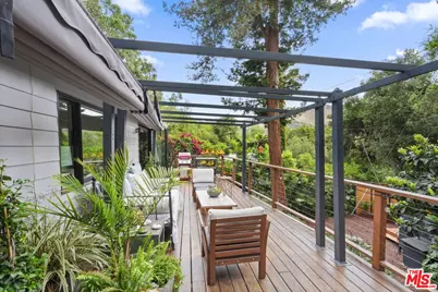 19817 Montau Dr, Topanga, CA 90290 - Photo 1