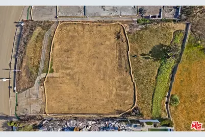 917 Enchanted Way, Pacific Palisades, CA 90272 - Photo 1