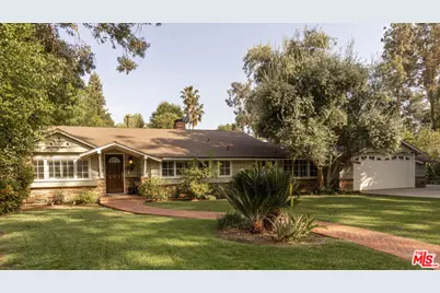 5124 Calenda Dr, Woodland Hills, CA 91367 - Photo 1