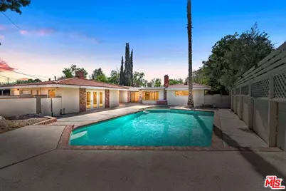 44842 12th St, Lancaster, CA 93534 - Photo 1