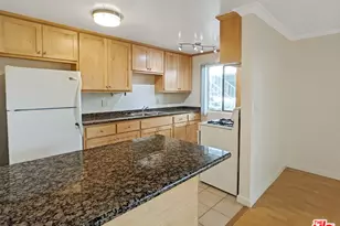 440 Raymond Ave, Santa Monica, CA 90405 - Photo 1