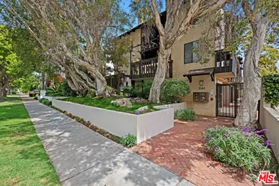 1141 17th St #5, Santa Monica, CA 90403 - Photo 1