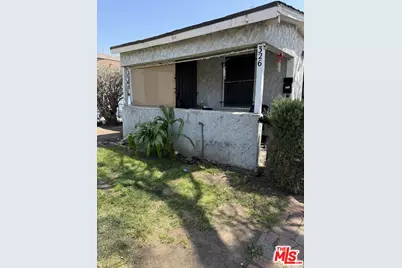 326 E 118th St, Los Angeles, CA 90061 - Photo 1