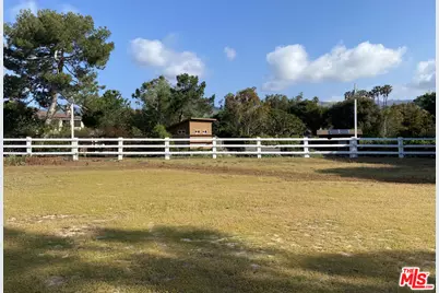 6970 Fernhill Dr, Malibu, CA 90265 - Photo 1