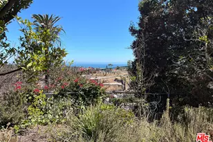 16541 Akron St, Pacific Palisades, CA 90272 - Photo 1