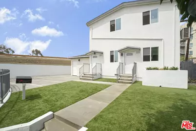 115 E 116th Pl, Los Angeles, CA 90061 - Photo 1