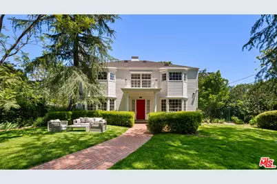 5404 Topeka Dr, Tarzana, CA 91356 - Photo 1