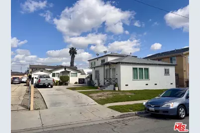 1055 W 102nd St, Los Angeles, CA 90044 - Photo 1