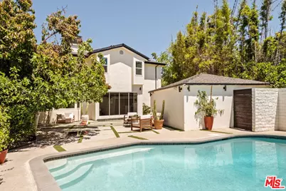 13514 Morrison St, Sherman Oaks, CA 91423 - Photo 1