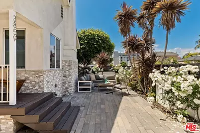 3859 Goldwyn Ter, Culver City, CA 90232 - Photo 1