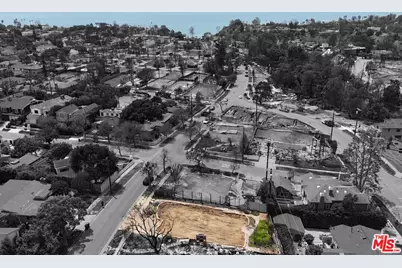 707 Wildomar St, Pacific Palisades, CA 90272 - Photo 1