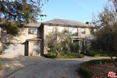 306 N Cliffwood Ave, Los Angeles, CA 90049 - Photo 1