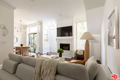 136 S Clark Dr #2, West Hollywood, CA 90048 - Photo 1