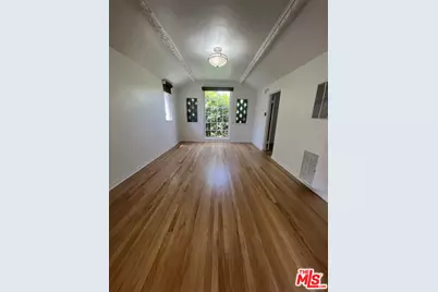 318 S Reeves Dr #A, Beverly Hills, CA 90212 - Photo 1