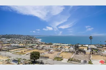 18428 Clifftop Way, Malibu, CA 90265 - Photo 1