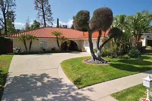 22651 Jameson Dr, Calabasas, CA 91302 - Photo 1