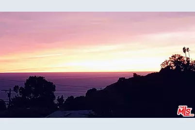 15461 De Pauw St, Pacific Palisades, CA 90272 - Photo 1