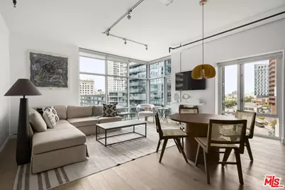 645 W 9th St #603, Los Angeles, CA 90015 - Photo 1