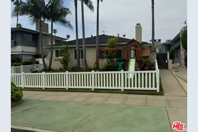 944 21st St #C, Santa Monica, CA 90403 - Photo 1