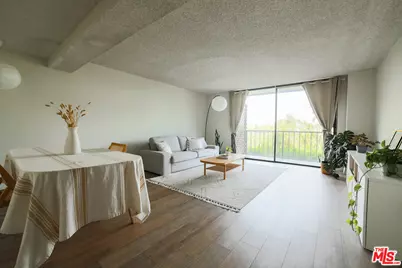 10535 Wilshire Blvd #906, Los Angeles, CA 90024 - Photo 1