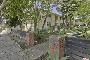 1217 N Crescent Heights Blvd, West Hollywood, CA 90046 - Photo 1