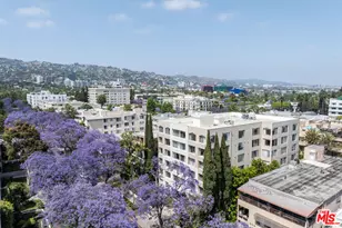 412 N Palm Dr, Beverly Hills, CA 90210 - Photo 1