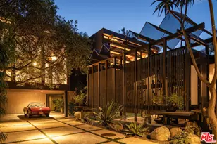 9031 Hollywood Hills Rd, Los Angeles, CA 90046 - Photo 1