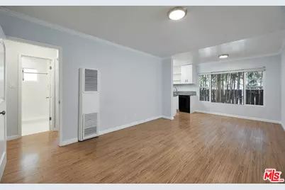 2636 Kansas Ave #1, Santa Monica, CA 90404 - Photo 1