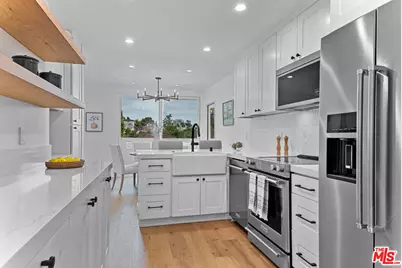 1233 N Flores St #301, West Hollywood, CA 90069 - Photo 1