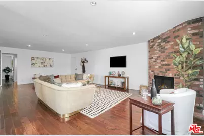 11337 Nebraska Ave #201, Los Angeles, CA 90025 - Photo 1