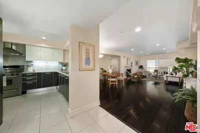 1353 N Fuller Ave #207, Los Angeles, CA 90046 - Photo 1