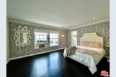 1728 El Cerrito Pl #5, Los Angeles, CA 90028 - Photo 1