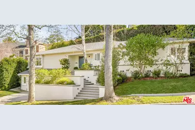 678 Loring Ave, Los Angeles, CA 90024 - Photo 1