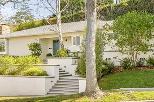 678 Loring Ave, Los Angeles, CA 90024 - Photo 1