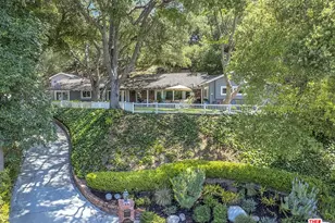 15601 Woodfield Pl, Sherman Oaks, CA 91403 - Photo 1