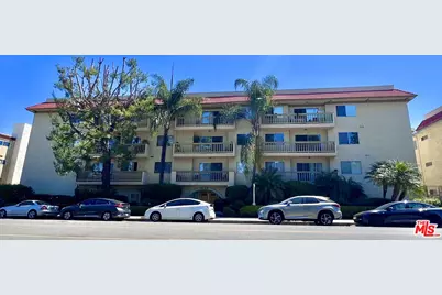 5400 Lindley Ave #211, Encino, CA 91316 - Photo 1