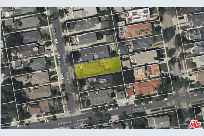 1010 Embury St, Pacific Palisades, CA 90272 - Photo 1