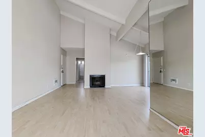 1538 11th #6, Santa Monica, CA 90401 - Photo 1