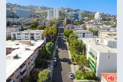 1112 N Olive Dr #5, West Hollywood, CA 90069 - Photo 1