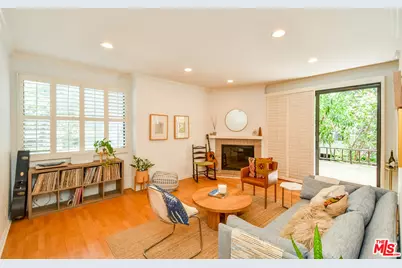 8114 Manitoba St #103, Playa del Rey, CA 90293 - Photo 1